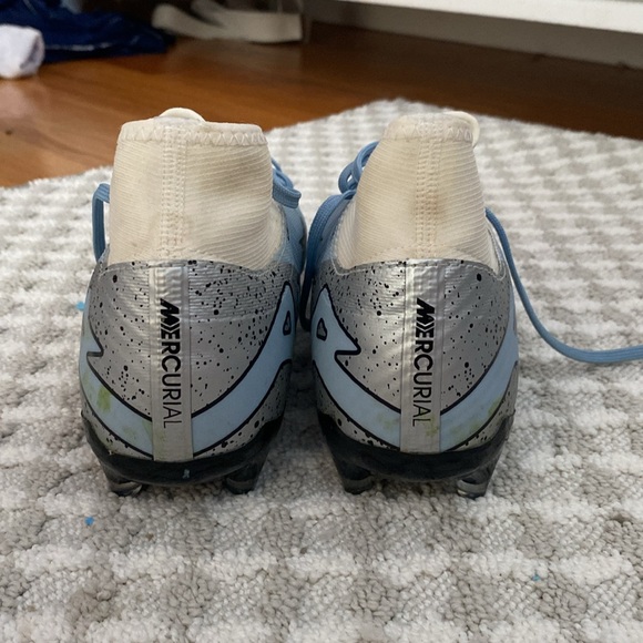 Nike-Womens soccer cleats, size US 5, UK 3.5- Customized - Picture 6 of 6